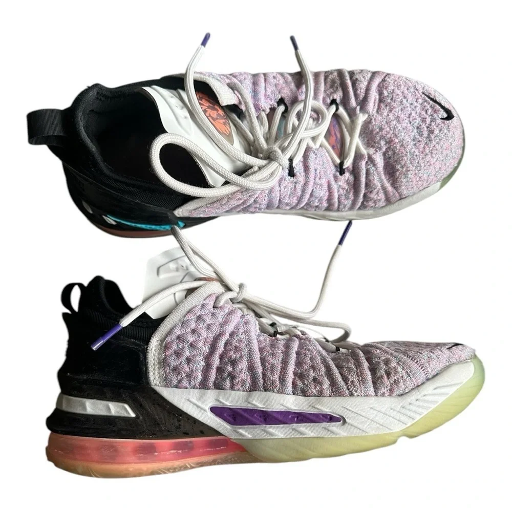 Nike LeBron XVIII‎ 18 Low Basketball Athletic Purple Black Sneakers, Size 4.5
